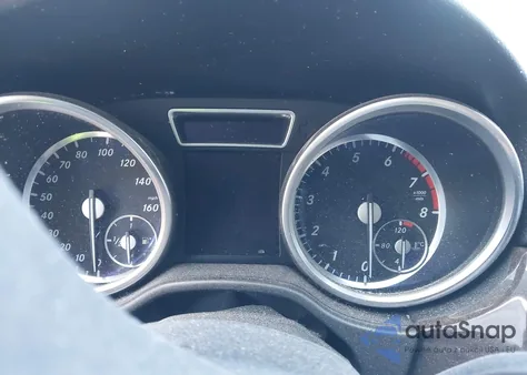 2015 Mercedes-Benz Ml 350 4Matic z USA, uszkodzony, nr VIN 4JGDA5HB0FA559449